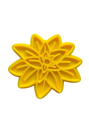 The Cookie Cutter Hub Flower
