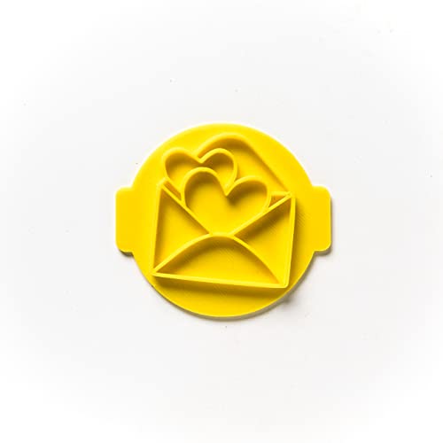 The Cookie Cutter Hub Love Heart Envelope Embosser No 19 /Stamp for Cupcakes Fondant Icing Clay Cake Baking Decoration