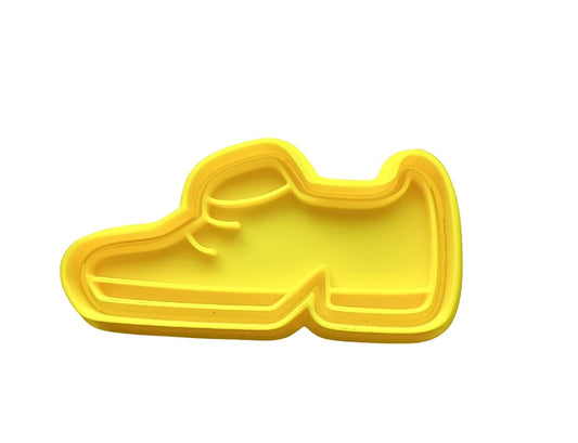 The Cookie Cutter Hub 9cm Men's Wedding Shoe Cookie Cutter and Matching Embosser for Cookies Biscuits Clay Baking Decoration